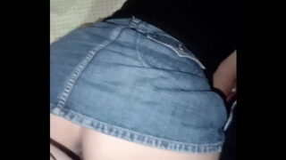 Disfrutando de las nalgas de mi vieja